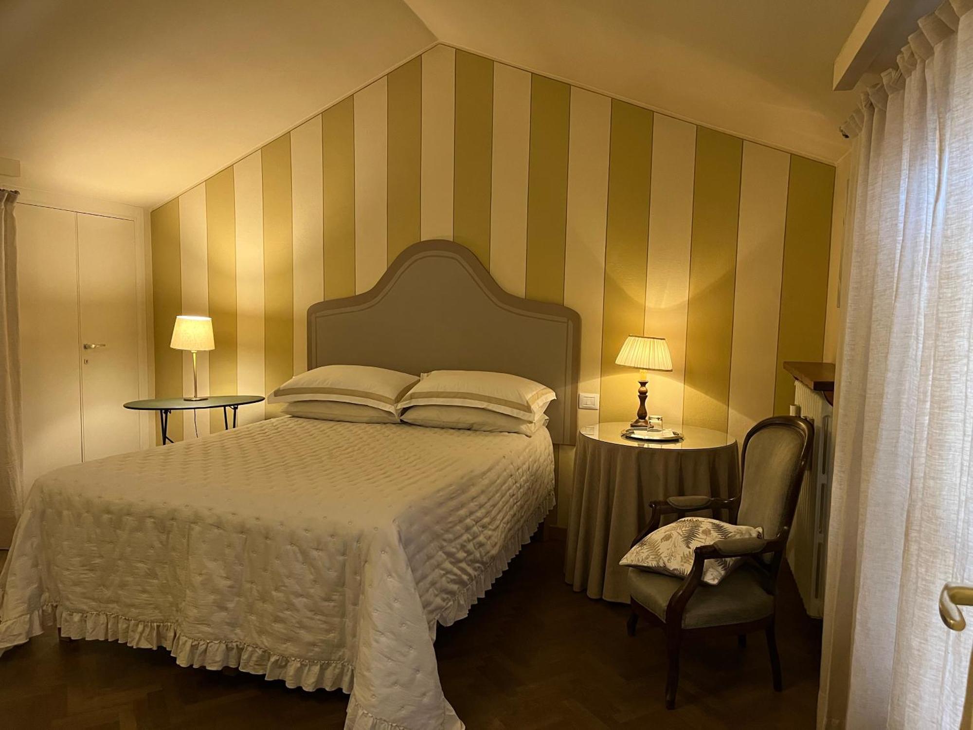 B&B Artincentro Лоди Экстерьер фото
